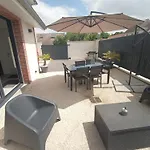 Le Cubry Holiday home *
