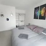 Le Cubry